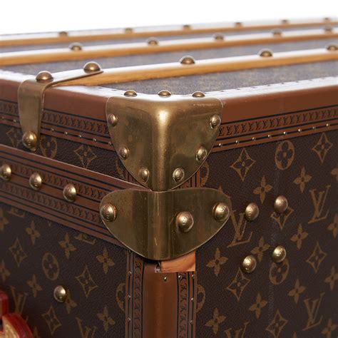 malle plate louis vuitton|Louis Vuitton wardrobe.